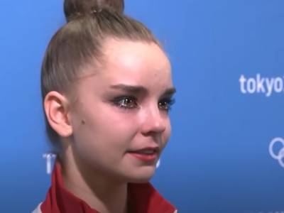 Дина Аверина - Яна Батыршина - «Винер-Усманова не сдержалась, намекая на судей»: еще одна гимнастка удивилась «серебру» Авериной на ЧМ в Китакюсю - rosbalt.ru