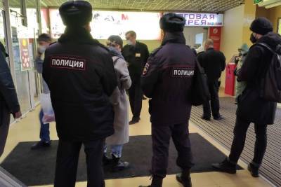 В Твери начались рейды по проверке QR-кодов - tver.mk.ru - Тверь - р-н. Московский