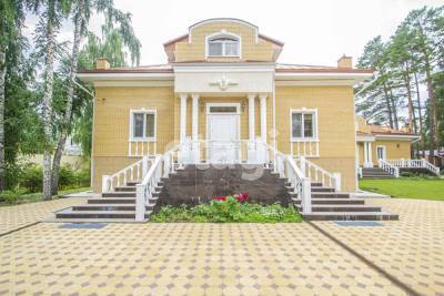 Экс- советник Кокорина и бывший подчиненный Собянина продает усадьбу за ₽76 млн - znak.com - Тюмень
