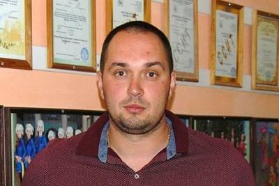 Депутата из Алтайского края трижды оправдали по делам об избиении людей. Один из пострадавших умер - tayga.info - Алтайский край