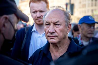 Дмитрий Песков - Валерий Рашкин - Кремль отреагировал на ситуацию вокруг Рашкина и мертвого лося - tvc.ru - Саратовская обл.
