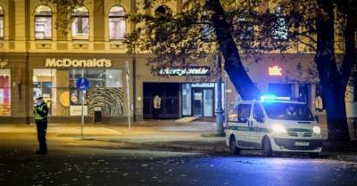 Эксперт: ограничения эффективны, но их нельзя вводить надолго. Решение – вакцинация от Covid-19 - rus.delfi.lv - Франция - Испания - Португалия - Латвия