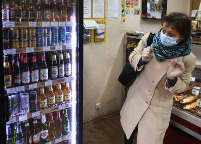 Виталий Милонов - В Думе предложили запретить продажу пива и водки в нерабочие дни - tvc.ru - Россия