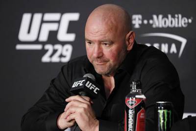 Дэйна Уайт - Петр Ян - Глава UFC допустил сотрудничество с Хасбиком - lenta.ru