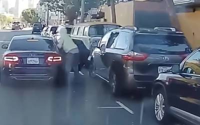Серия краж из авто — действуют по принципу: «разбей и утащи» - zr.ru - Лондон - Сан-Франциско