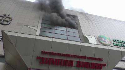 Кемеровский суд огласил приговоры по делу о пожаре в торговом центре «Зимняя вишня» - 1tv.ru - Кемерово