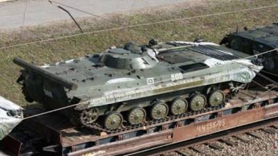 На оккупированную территорию Донбасса из России перебросили бронетехнику и БПЛА - lenta.ua - Россия - Украина - Луганская обл. - Донецк - Луганск - Донбасс - Донецкая обл.