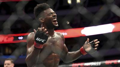 Петр Ян - Стерлинг считает, что Сэндхаген победит Яна на UFC 267 - russian.rt.com - Россия - Абу-Даби