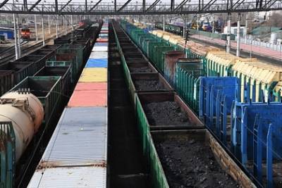В России объяснили прекращение поставок угля на Украину - lenta.ru - Россия - Украина - Киев