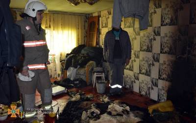 В Днепре при пожаре на 1 кв. м погибли два человека - korrespondent.net - Украина - Днепропетровская обл. - Днепр