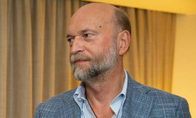 Владимир Путин - Дмитрий Гордон - Сергей Пугачев - Бывший ближайший друг Путина, миллиардер Пугачев: Путин лично попросил меня продать ему свой бизнес. Я хотел $10 млрд, а он предложил $5 млрд. В результате мне дали ноль - ukrpost.biz - Россия