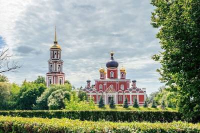 В Старой Руссе закрыли на карантин Воскресенский собой - mk.ru - Великий Новгород