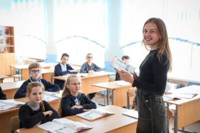 «Учить ребенка, а не просто следовать программе». Лауреат премии «Успешный старт», молодой педагог Карина Мойсиевич о любви к профессии и работе с детьми - grodnonews.by - Белоруссия