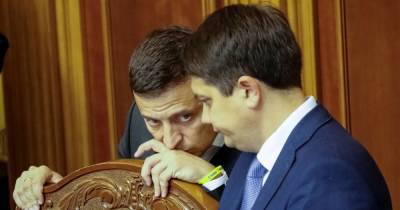 Владимир Зеленский - Дмитрий Разумков - "Нет времени на обиды": Зеленский рассказал, что отношения с Разумковым "поставлены на паузу" - focus.ua - Украина