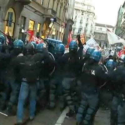 Марио Драги - 5 человек задержаны в Милане во время акции протеста против ковид-сертификатов - radiomayak.ru - Италия - Рим