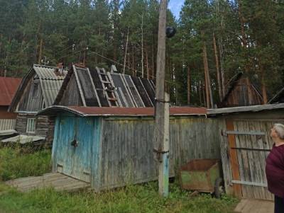 Решаем вместе: в ухтинском поселке Боровой демонтировали аварийно опасную опору ЛЭП - komiinform.ru - респ. Коми