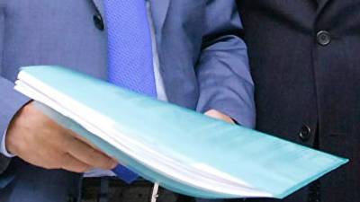Владимир Зеленский - Международный консорциум журналистов опубликовал досье о якобы связи ряда политиков с офшорами - russian.rt.com - Украина
