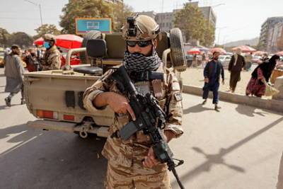 Забиулла Муджахид - Талибы сообщили об уничтожении группы террористов ИГ в Кабуле - lenta.ru - Россия - Афганистан - Кабул