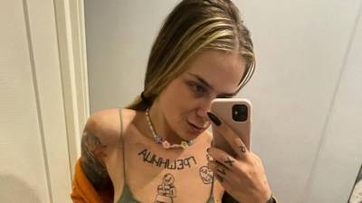 Ирина Волкова - Петербуржцы осудили модель за фото в стрингах на фоне Исаакиевского собора - 5-tv.ru - Петербурга