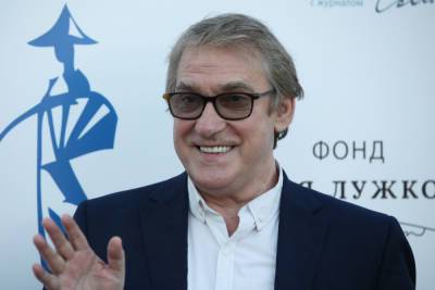 Валерий Гаркалин - Источники сообщили о крайне тяжелом состоянии Гаркалина: не выдерживает сердце - mk.ru