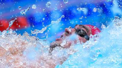 Климент Колесников - Колесников победил в 100-метровке на спине на этапе КМ по плаванию в Казани - russian.rt.com - Россия - Казань