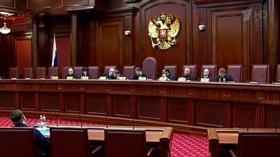 На страже Основного закона России: 30 лет работы Конституционного суда - 1tv.ru - Россия