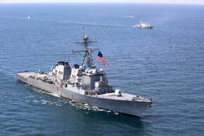Американский эсминец зашел в Черное море - lenta.ru - Россия - США