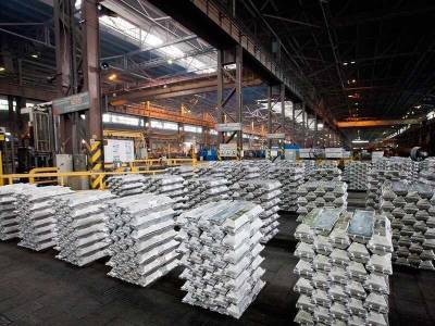 Джина Раймондо - США и Евросоюз достигли соглашения по вопросу о пошлинах на сталь и алюминий - news-front.info - Китай - США