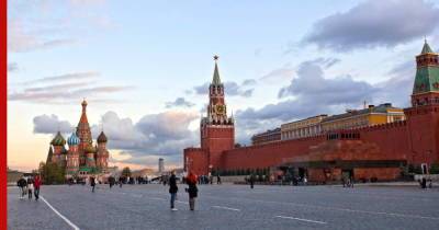 Минстрой сравнил расходы туристов в России и Европе - profile.ru - Москва - Австрия - Россия - Санкт-Петербург - Франция - Испания