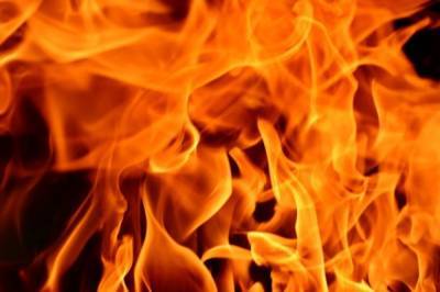 Молодой человек горел во дворе в Хабаровске - hab.aif.ru - Хабаровск