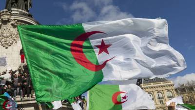 Жеральд Дарманен - Во Франции - Власти Алжира отозвали своего посла во Франции для консультаций из-за проблем с визами - runews24.ru - Франция - Париж - Тунис - Алжир - Алжирская Народная Демократическая Республика - Марокко