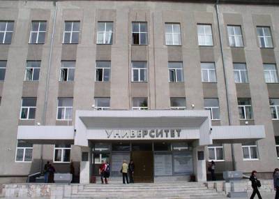 Тюменский активист требует через суд восстановить снесенное здание уездного училища - nakanune.ru