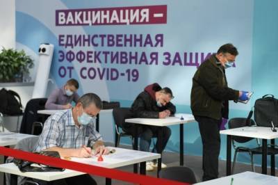 Анастасий Раков - Пункт вакцинации в Гостином дворе прекращает свою работу - interfax-russia.ru - Москва