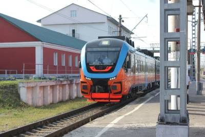 Более 3 тысяч человек перевезли поезда РА-3 на новом маршруте между Курском и Лукашёвкой - chr.mk.ru - Курская обл. - Курск