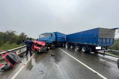 Ford - Под Ставрополем произошло ДТП с участием 5 автомобилей - etokavkaz.ru - Ставрополь