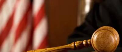В США мужчина подал в суд на жену, потому что споткнулся о ее обувь - w-n.com.ua - США