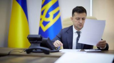 Владимир Зеленский - Анатолий Шарий - Запад послал Зеленскому черную метку публикацией “досье Пандоры” – эксперт - newzfeed.ru