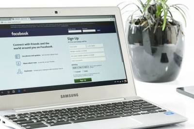 Сотрудники Facebook не попали на работу из-за сбоя системы безопасности - mk.ru - New York