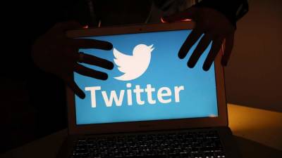 Сбой в работе Twitter оказался связан с наплывом пользователей - iz.ru - Россия - США - Израиль - Twitter