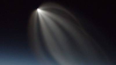 В ночном небе над Бишкеком засняли НЛО: «Поэтому соцсети легли?» - 5-tv.ru - Киргизия - Бишкек