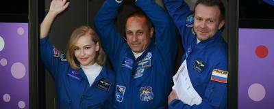 Клим Шипенко - Антон Шкаплеров - Юлия Пересильд - 5 октября Юлия Пересильд и Клим Шипенко отправятся на МКС для съемок фильма «Вызов» - runews24.ru