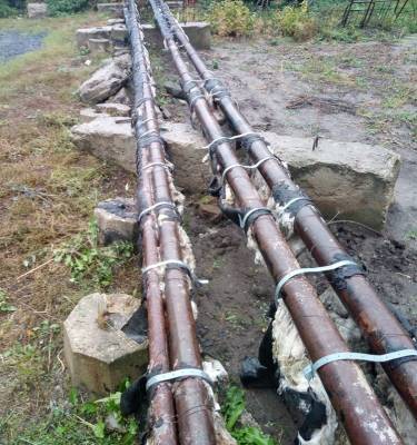 Рязанцы пожаловались на оголённые трубы теплотрассы в посёлке Листвянка - 7info.ru - Рязань