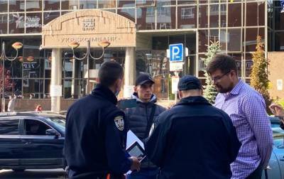 Евгений Мецгер - Полиция открыла дело по нападению на журналистов Схем - korrespondent.net - Украина - Киев - Нападение