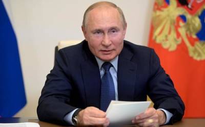 Дмитрий Песков - Владимир Владимирович Путин - Песков рассказал, что Путин в свой день рождения поработает, а вечер проведёт с родными и близкими - argumenti.ru - Россия