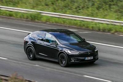 Tesla поплатится за расизм - lenta.ru