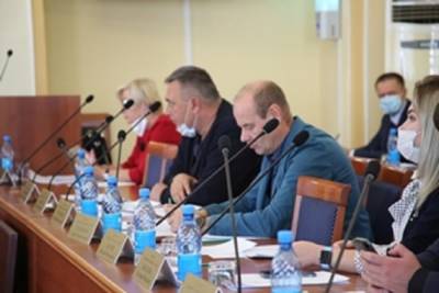 В День учителя в Твери решили установить на фасаде школы мемориальную доску учителям - tver.mk.ru - Россия - Тверь - Тверская обл.