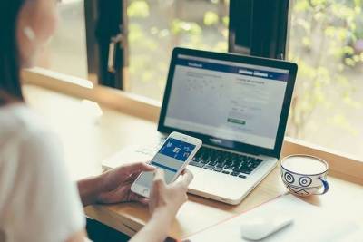 Сбой Facebook увеличил количество отправляемых россиянами SMS - mk.ru - Россия