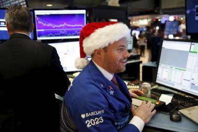 Американский стартап просит SEC разрешить торговать круглосуточно - smartmoney.one - США - Reuters