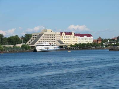 Несмотря на аномальную жару, в Ленобласти собрали 140 тыс. тонн зерна - neva.today - Россия - Ленинградская обл. - Санкт-Петербург