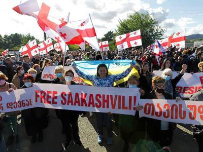 Михеила Саакашвили - Михеил Саакашвили - Партия Саакашвили готовится к масштабным протестам в Грузии - lenta.ua - Украина - Грузия - Тбилиси - Рустави